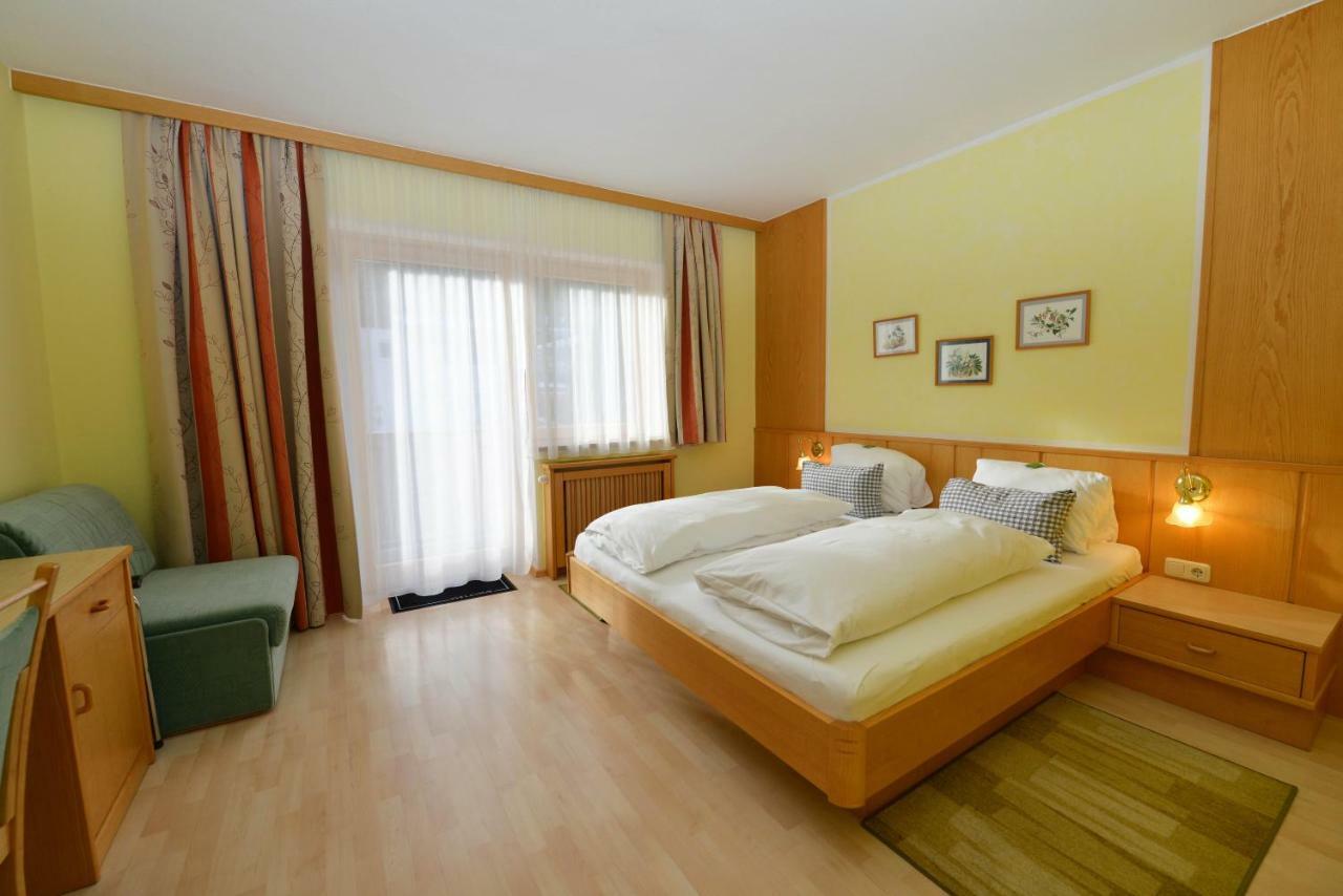 Haus Miriam Hotel Sankt Lorenzen ob Murau Luaran gambar