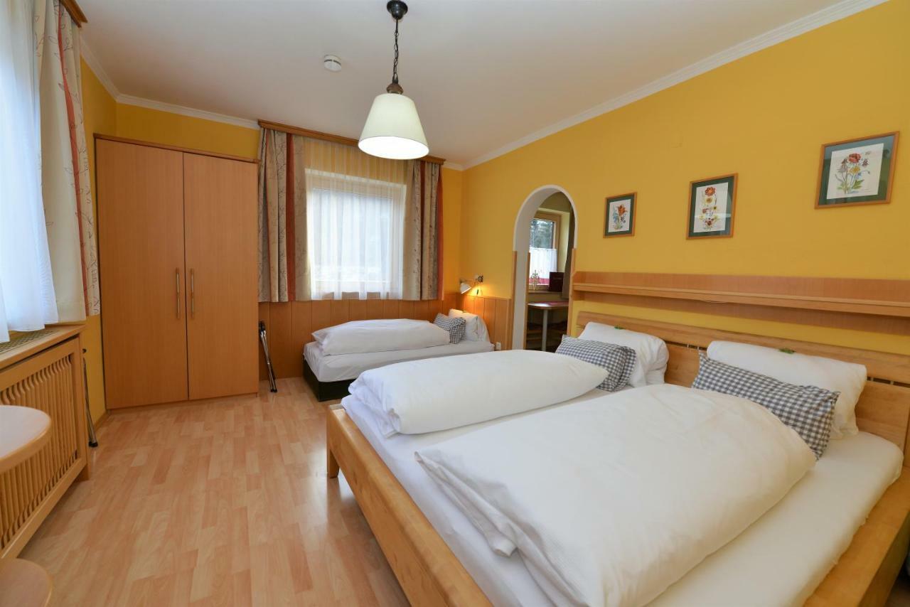 Haus Miriam Hotel Sankt Lorenzen ob Murau Luaran gambar
